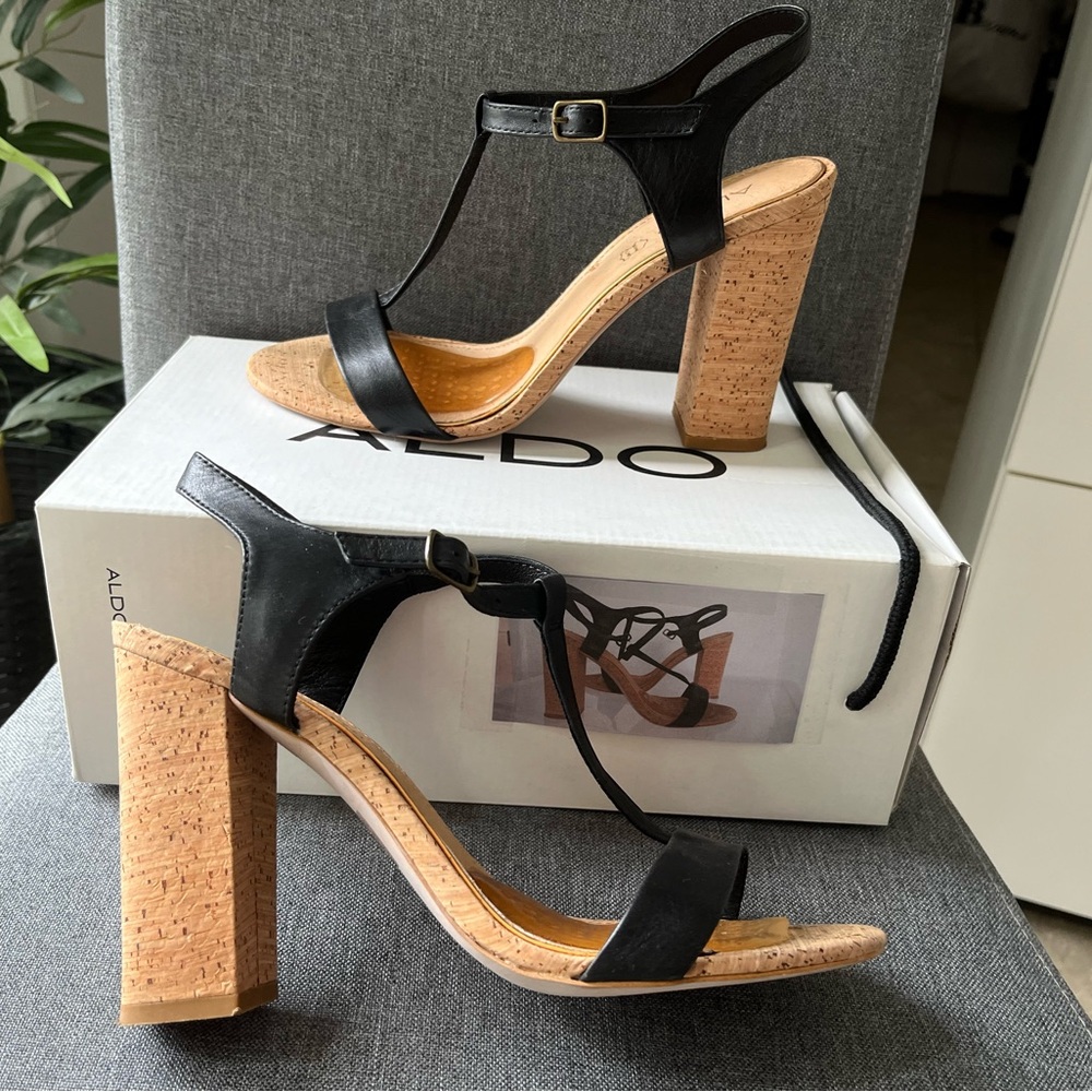 ALDO t-strap high heeled sandals US 9.5. With a 4 inch chunky cork heel.